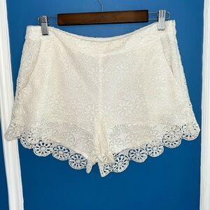 Ella Moss White Lace Crochet Shorts - Size M